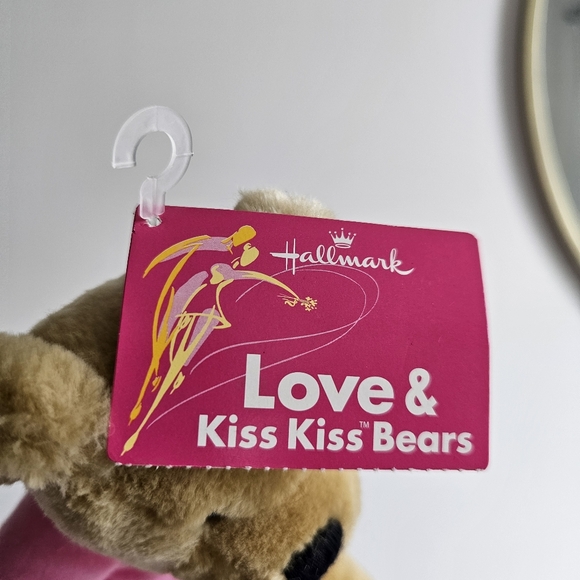 Vintage Hallmark "Love and Kiss" Magnetic Kissing Plush Bear 10" Valentines - Picture 9 of 11